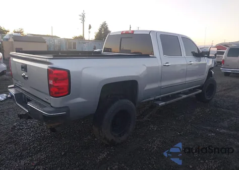 2015 Chevrolet Silverado 2500Hd Ltz z USA, uszkodzony, nr VIN 1GC1KWEG4FF571925